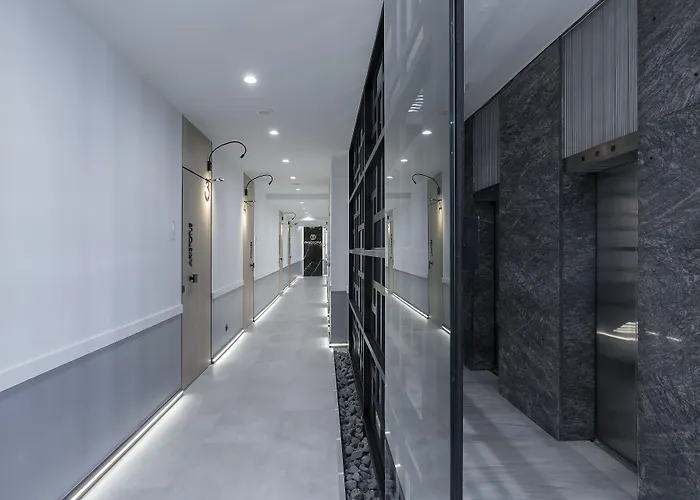 Philosofia Suites